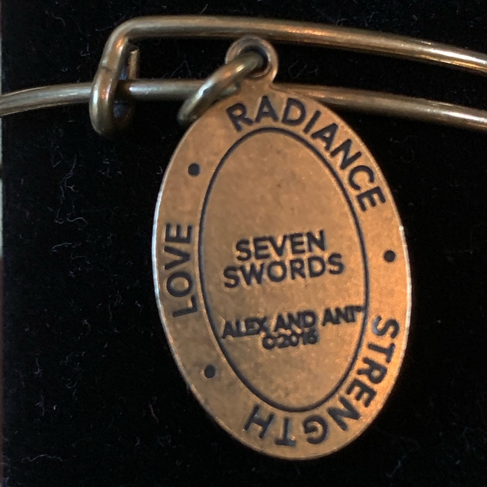 Seven Swords Charm Bracelet - Picture 4 of 4